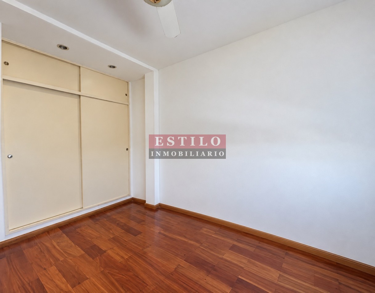 QUEVEDO 3200, VENTA DEPARTAMENTO DE TRES AMBIENTES Y MEDIO CON COCHERA CUBIERTA EN VILLA DEVOTO