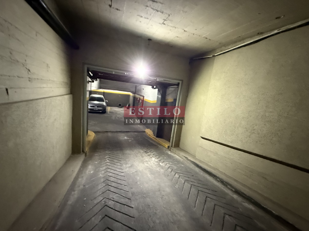 NAVARRO 4400, VENTA PISO DE CUATRO AMBIENTES CON COCHERA Y DEPENDENCIA