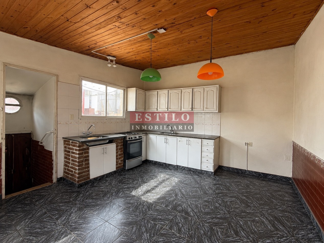 AMBROSETTI 500, VENTA PH DE CUATRO AMBIENTES CON TERRAZA