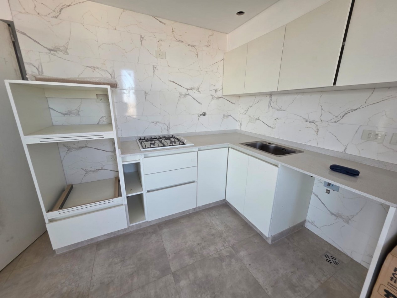 AV. ASAMBLEA 1600, VENTA DEPARTAMENTOS TRES AMBIENTES A ESTRENAR