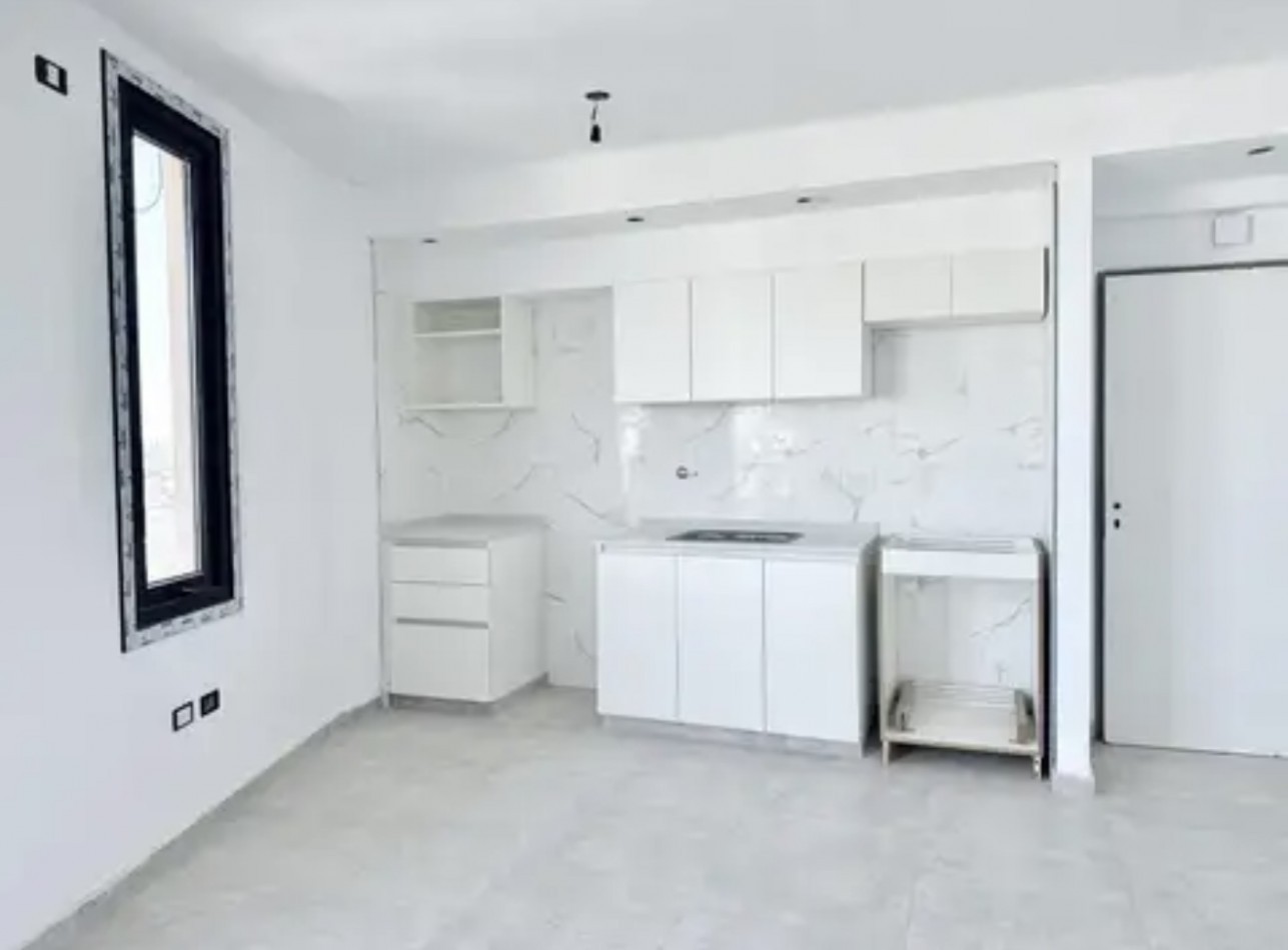 AV. ASAMBLEA 1600, VENTA DEPARTAMENTOS DE DOS AMBIENTES 9no B