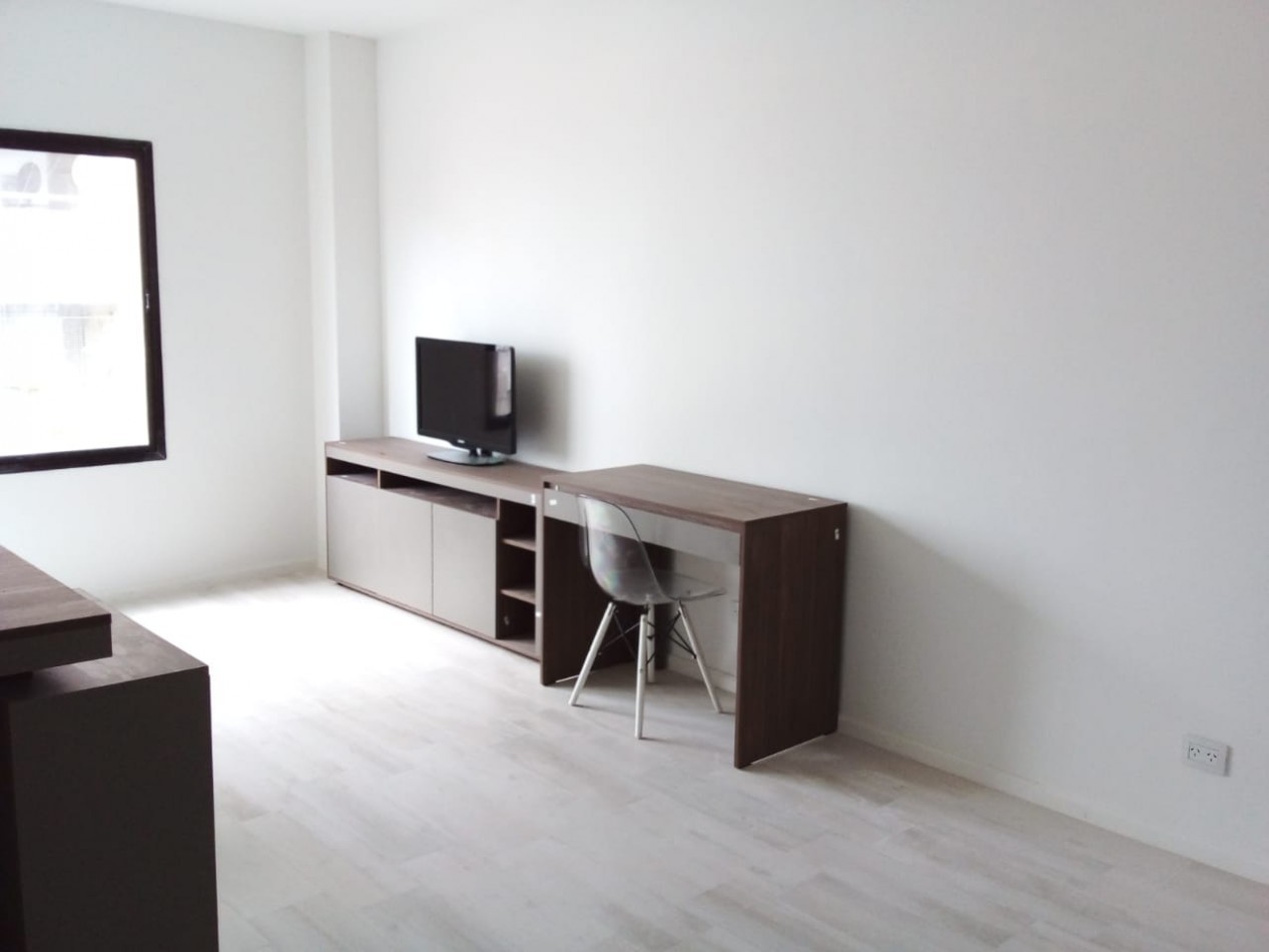 JUNIN 500, VENTA DEPARTAMENTO DE UN AMBIENTE