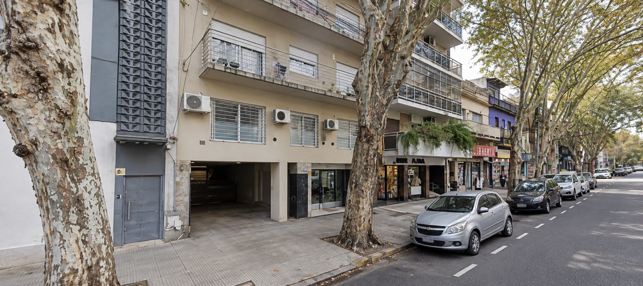 AV. SAN MARTIN 1600, VENTA DEPARTAMENTO DOS AMBIENTES 