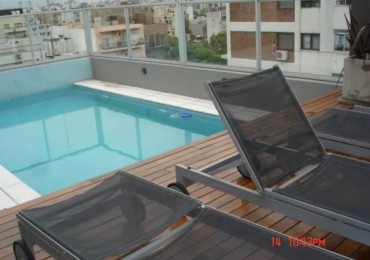 Oro 2100. Venta 1 AMB Cfte Balcon Amoblado, Equipado. Edificio Categoria Piscina, Solarium, Yacuzzi. Laundry, S.U.M