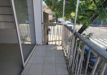 DARWIN 300, Venta IMPEC DEPTO 1 AMB FTE BALCON MTRS AV CORRIENTES, MOVISTAR ARENA, SUBTE