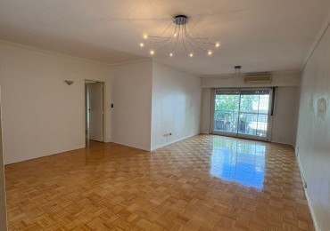 FRENCH 3000, VENTA SEMI-PISO CUATRO AMBIENTES CON DEPENDENCIA Y COCHERA 