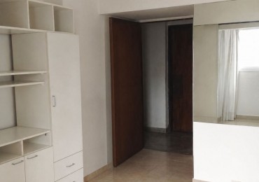JUNIN 500, VENTA MONOAMBIENTE DIVIDIDO AL FRENTE DOBLE VENTANAL APTO PROFESIONAL/VIVIENDA