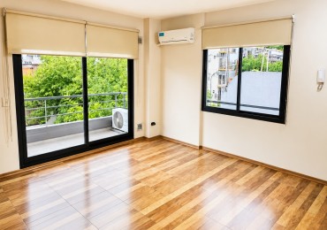 CAMARGO 1000, VENTA Depto 1 AMB Y MEDIO : DIVISIBLE AL FRENTE BALCON 