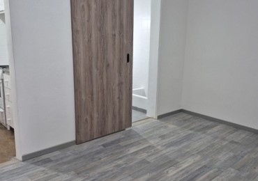 E.LOBOS 285, Venta 2 AMB A NUEVO !!!
