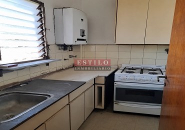 TUCUMAN 2900, VENTA DEPARTAMENTO DE DOS AMBIENTES A RECICLAR